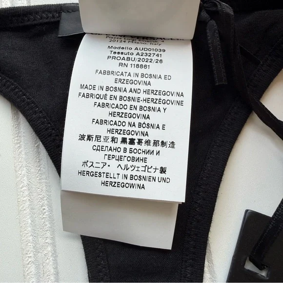 Versace Greca Border Sports Bra - Picture 5 of 7